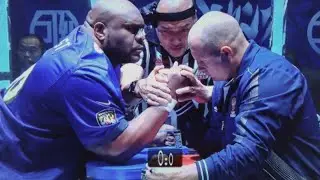 ФЁДОР ЕМЕЛЬЯНЕНКО НА ТУРНИЕ ПО АРМРЕСТЛИНГУ  GIANT KILLING