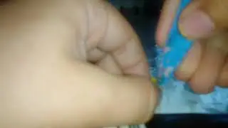 делаем банан из пластилина