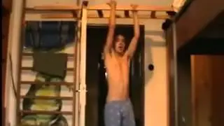 Нету дома турника - Не беда