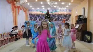 Танец "Русалочки поют". 6 группа
