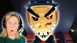 Playing Sir Scary's Mansion In Roblox | Miller Family Gaming