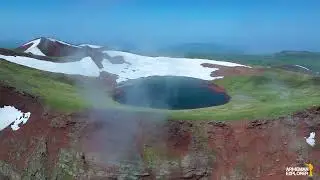 Mount Azhdahak and Red Ridge