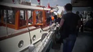 dEUS on tour Official Vodcast  #01 - Keep You Close 2011