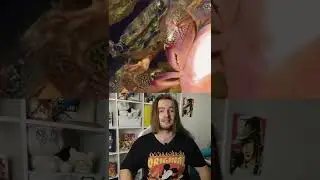Почему краб кушает кожу?