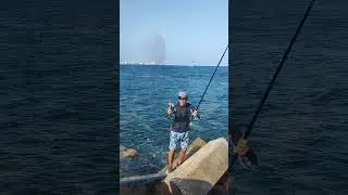 Меланур клюет на каждом забросе. Рыбалка в Турции #fishing #рыбалка #melanur #рокфишинг  #рыба