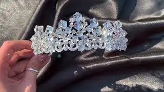 Crown tiara diadem