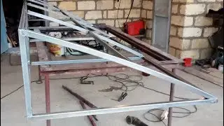 Козырек над дверью