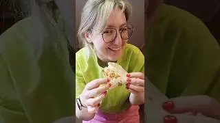 Ленивые чебуреки - мажем на лепешку любой фарш, жарим и радуемся жизни 😅 