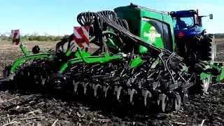 Трактор New Holland T8.390 и сеялка CENTURION 600