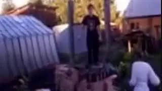 Прыгнул в колодец