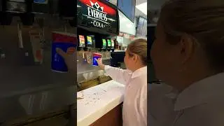 А вы смешивали все напитки? Слушай мой новый трек Кринжуля ⬇️ #shorts #ladymilana