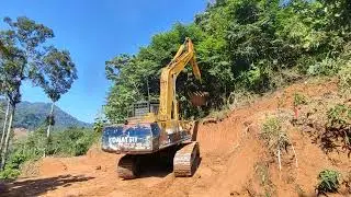 komatsu.. panjat bukit!!!