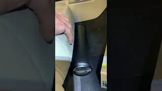 Держатель зонта Range Rover VPLVS0186