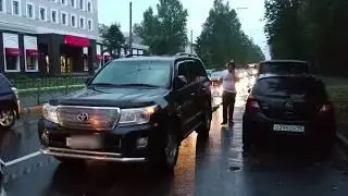 Тройное ДТП на встречке с участием пьяного на Крузаке