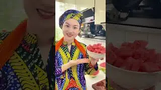 Ta yaya a kan yanka watermelon？