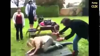 Подборка смешных падений с качели= Лучшие приколы 2014
