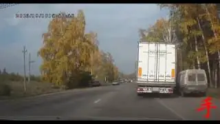 Дальнобойщик останавливает машину неадекватного водителя