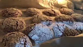 Oh crinckles so yummmy #baking #crincles #chocolatecrinkles