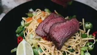 Stir Fry Recipe using Sauce Shops Green Sriracha Sauce