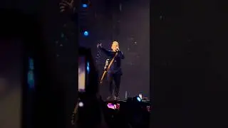 Ed Sheeran - Shape Of You (Live in Mumbai)