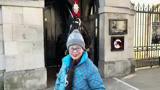 GET OUT FROM THE BOX, KING'S GUARD is feed up with these idiots