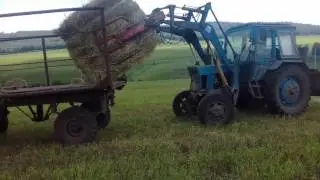 Минутное видео с места событий. Погрузка тюков. МТЗ-82+ПТС-4(пульман) МТЗ-82.1(Кун-10)