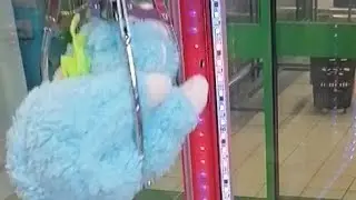 Снова хочу эту овечку и почему она связана?