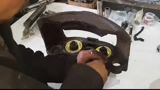KNORR BRAKE CALIPER REPAIR!!! Assembly of the caliper in a certain sequence. Part 1