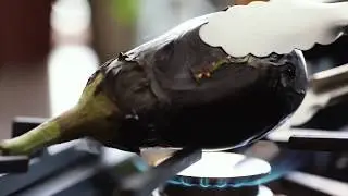 Καπνιστή μελιτζανοσαλάτα με ταχίνι