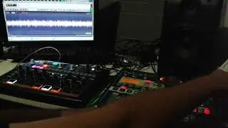 Drumbrute Impact, EMX-1. Techno