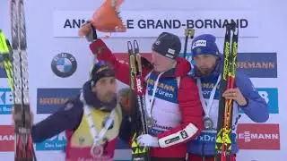 Шипулин дал букет Фуркаду. Фуркад пожал руку Логинову / Loginov vs Fourcade.