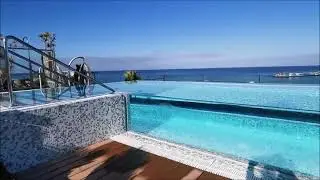 Up! Roof Terrace  Arona Gran Hotel, Los Cristianos Tenerife.