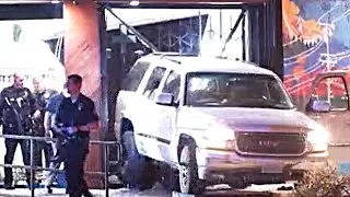 Madrugada de robos a tiendas en Los Ángeles; ladrones usan camionetas para atacar