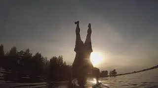 04 Стойка на голове на сапборде