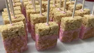 Table desserts & cakes