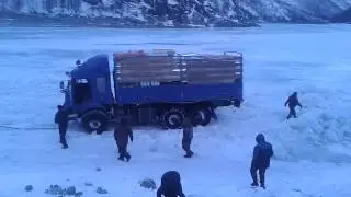 Зимник Якутия, р.Индигирка