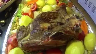 Мясо в духовке. Самый вкусный, самый простой рецепт.