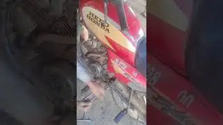 @Hero Honda bike engine repairing