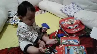 Baby Noah (belajar)