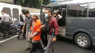 Aman Abdurrahman escorted to South Jakarta District Court