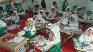 Kelas A kalo belajar ndak ada yg usil, ndak nyusahin guru nya
