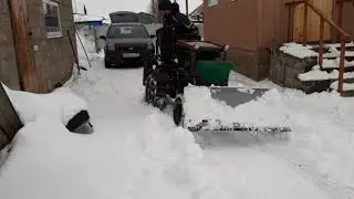 Как снег убирают мини трактором🚜