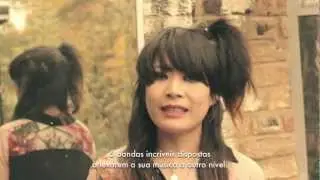 Uma viagem inesquecível»  Keex , Akiko dos Comanachi apresenta Red Bull Tour Bus - Secret Stop