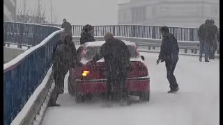 Difficult moments of drivers on ice roads