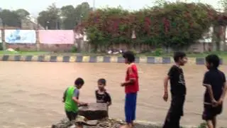 Yemen Life - Heavy Rain Floods Ibb Partاليمن - اب 2 (HD) 2013