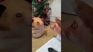 вот как Миша учит стихотворение 