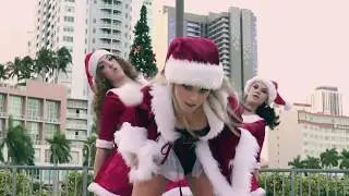 WIT IT THIS CHRISTMAS | MIA DIAZ
