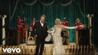 Gwen Stefani - You Make It Feel Like Christmas ft. Blake Shelton