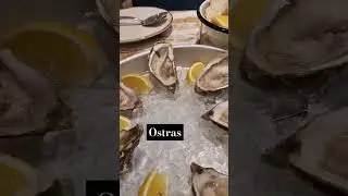 Мідії та устриці