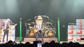 Just got paid by @zztop @BillyFGibbonsTV - 9 juillet 2024 - Zenith de Paris